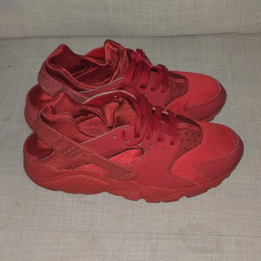 Nike Huarache Shoes Triple Red Athletic Sneakers Boys Size 7Y